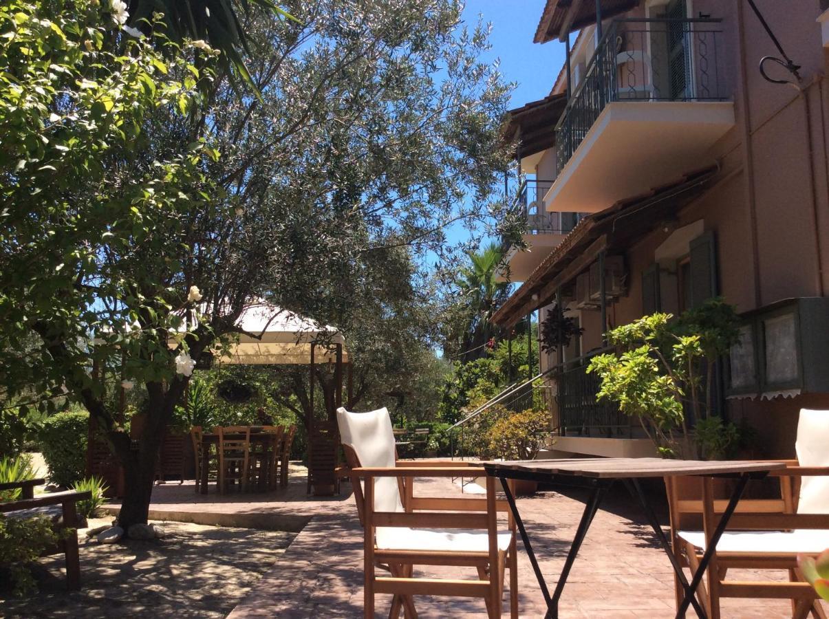 Kefalonia Apartments - Marias Studios - 2 Bedroom Apartment In Orchard, Spartia エクステリア 写真